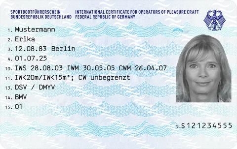 Muster Des Amtlichen Sportbootführerscheins Im Scheckkartenformat