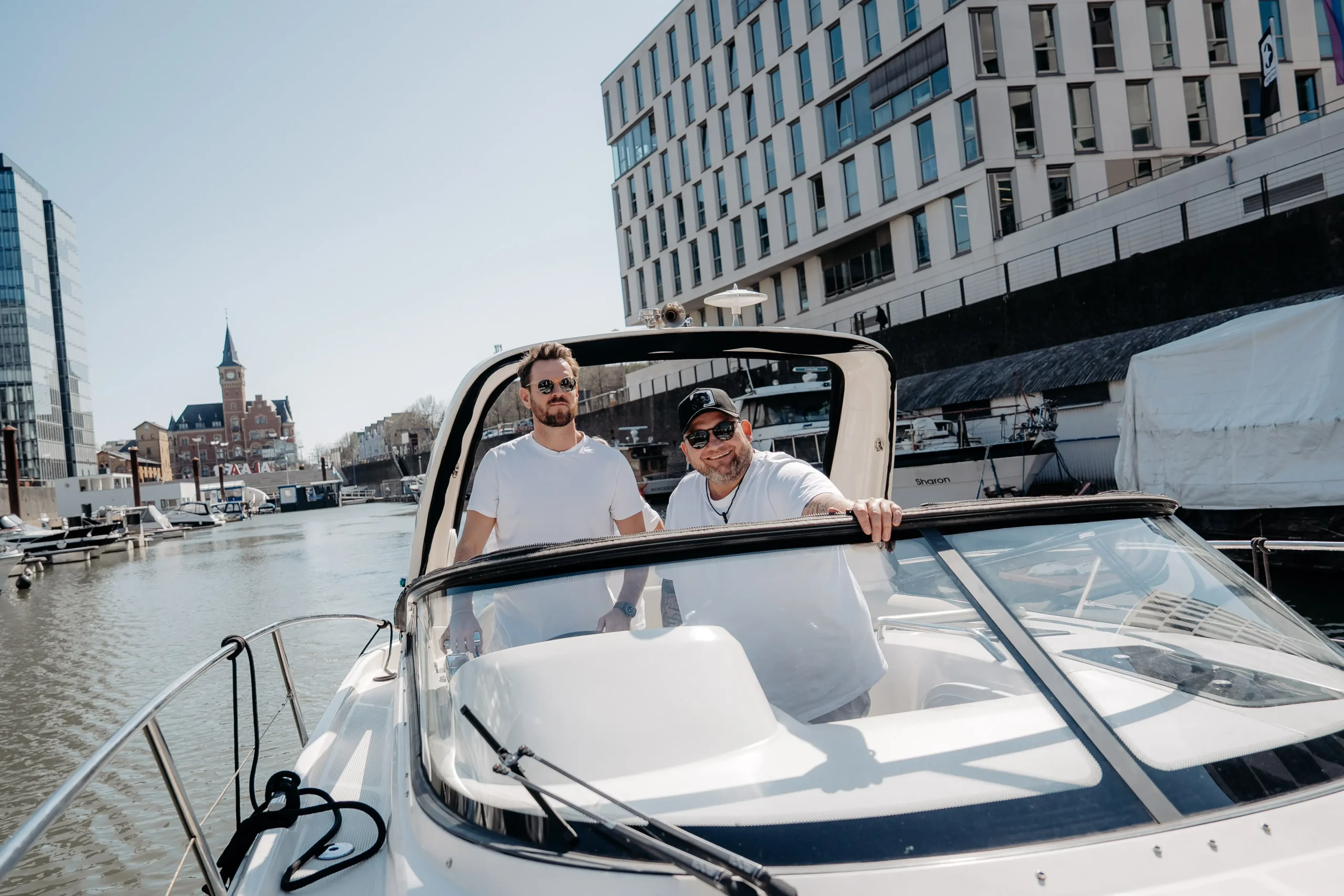 Nautigo Praxisausbildung Auf Dem Motorboot
