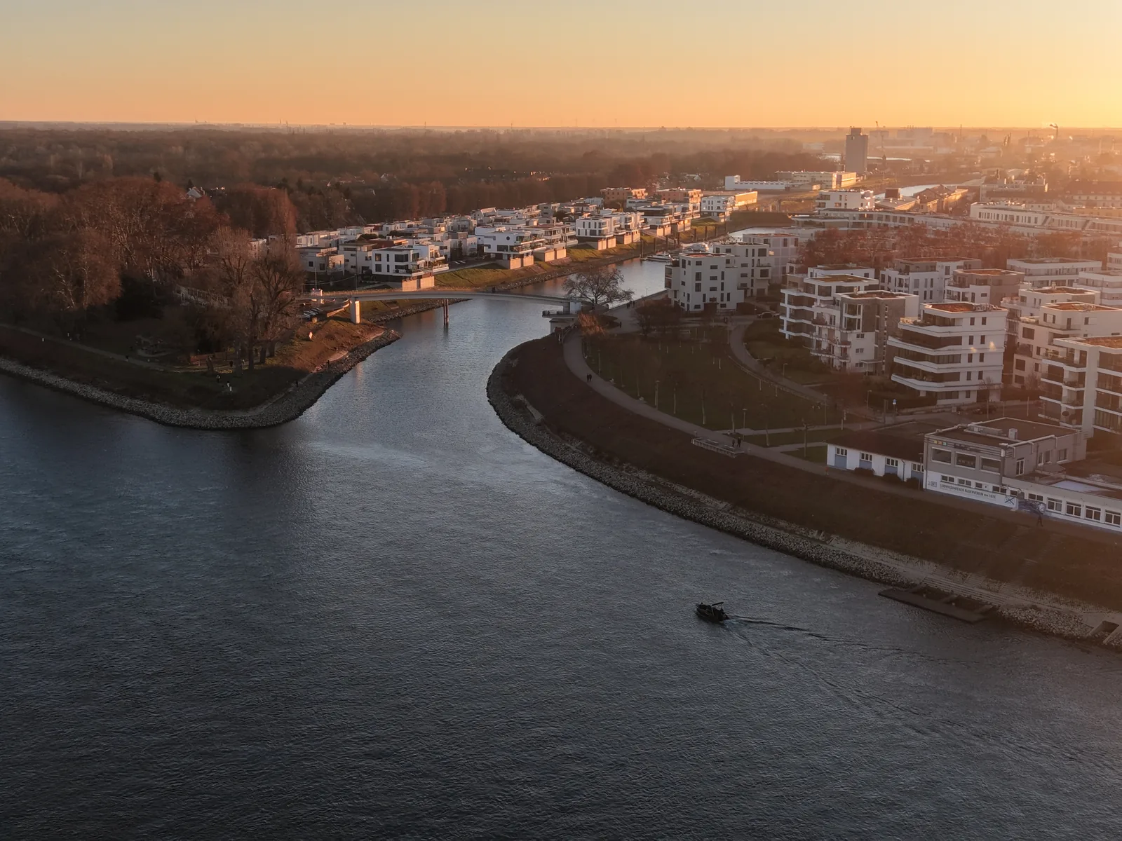 Abendstimmung Über Dem Rhein Bei Mannheim, Luftaufnahme